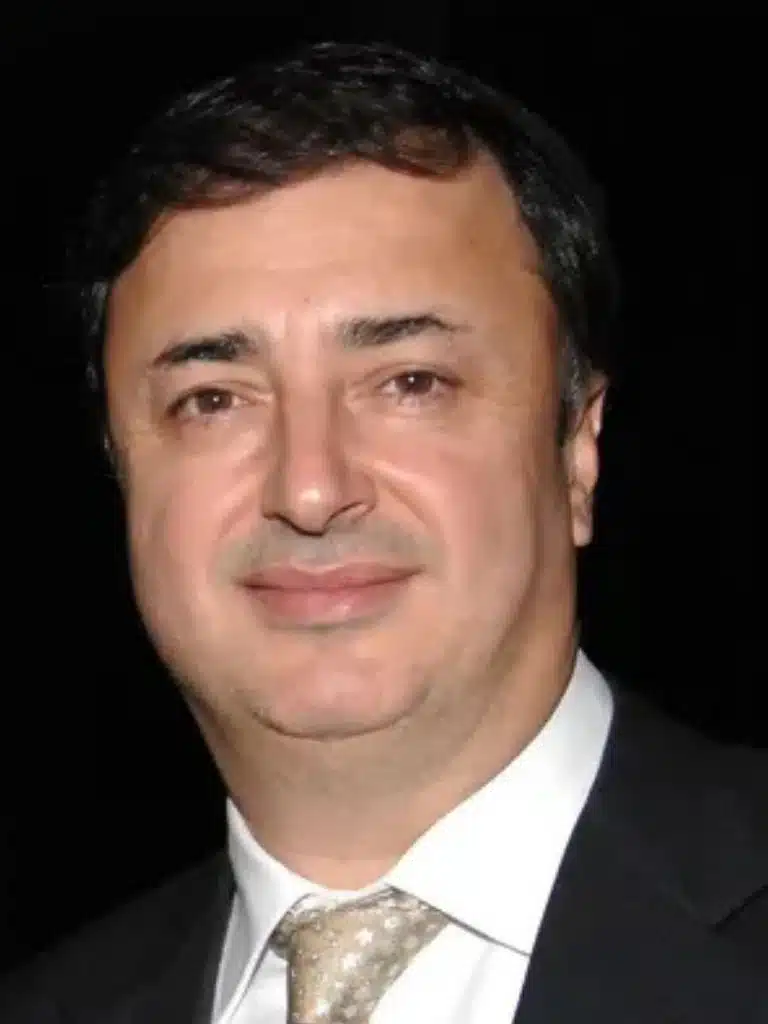 Lev Avnerovich Leviev Biography: Wiki, Age, Career, Height, Weight, Boyfriend, Net Worth & More